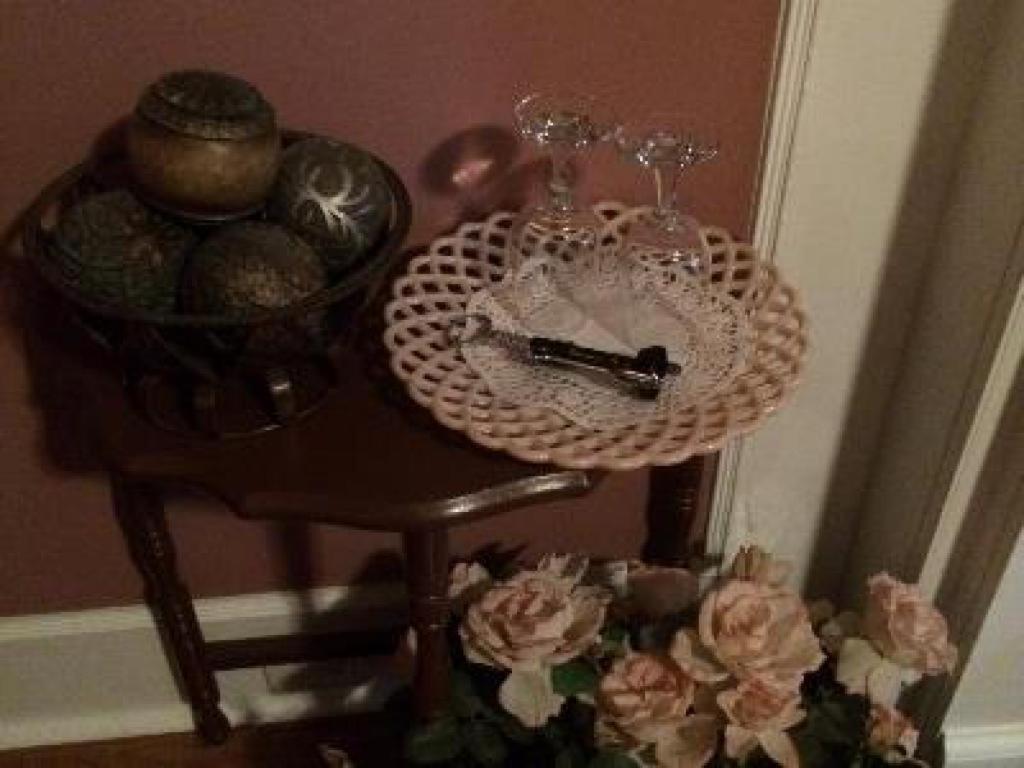 The Jewell Of Vienna Bed & Breakfast Room photo